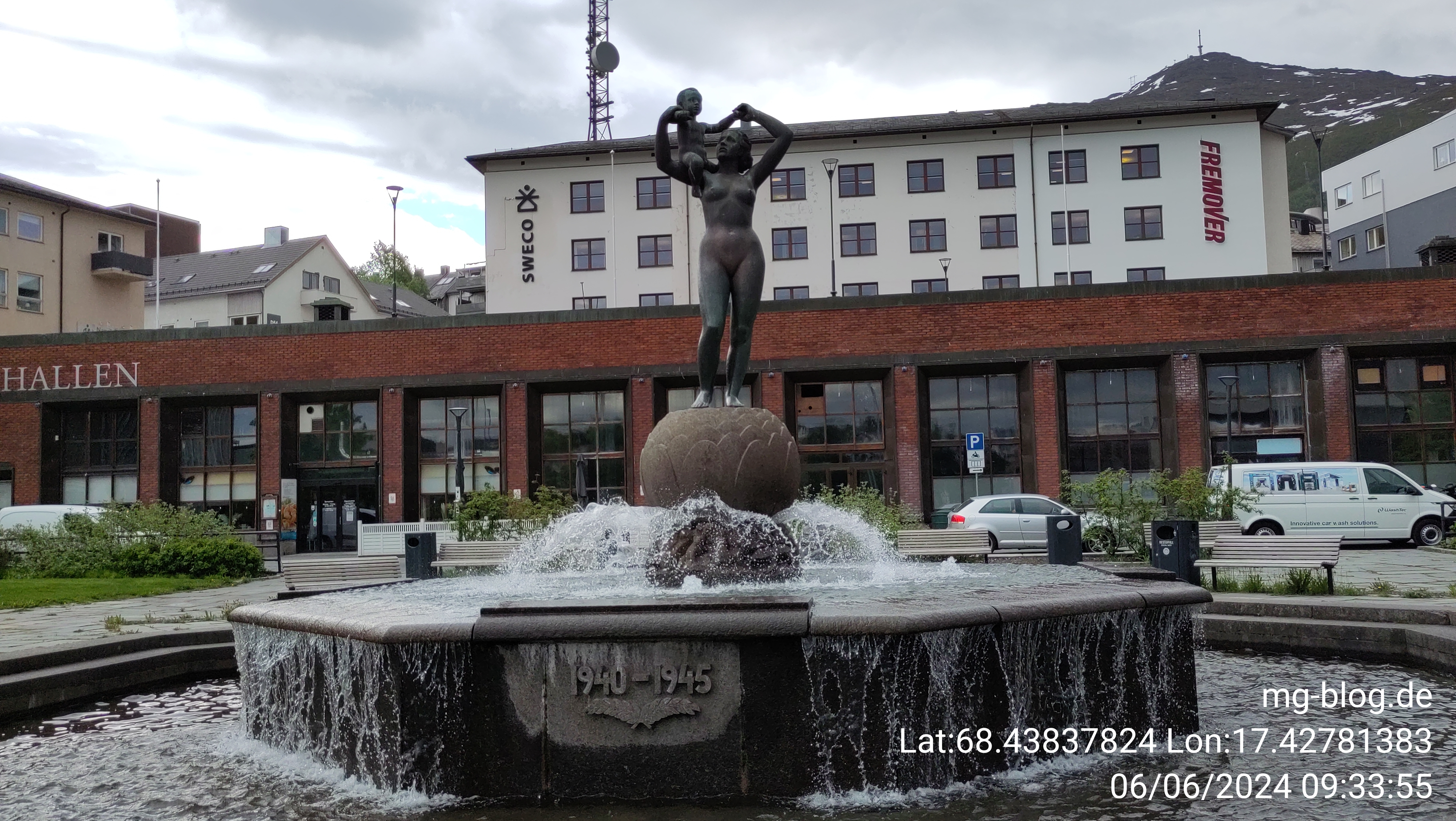 06.06.2024 09:33 Uhr, Freiheitsdenkmal im Zentrum von Narvik GPSPosition: 68.438378 N, 17.427814 E, Höhe: 75.764 m über NN Kongensgate 42A, 8514 Narvik, Norway