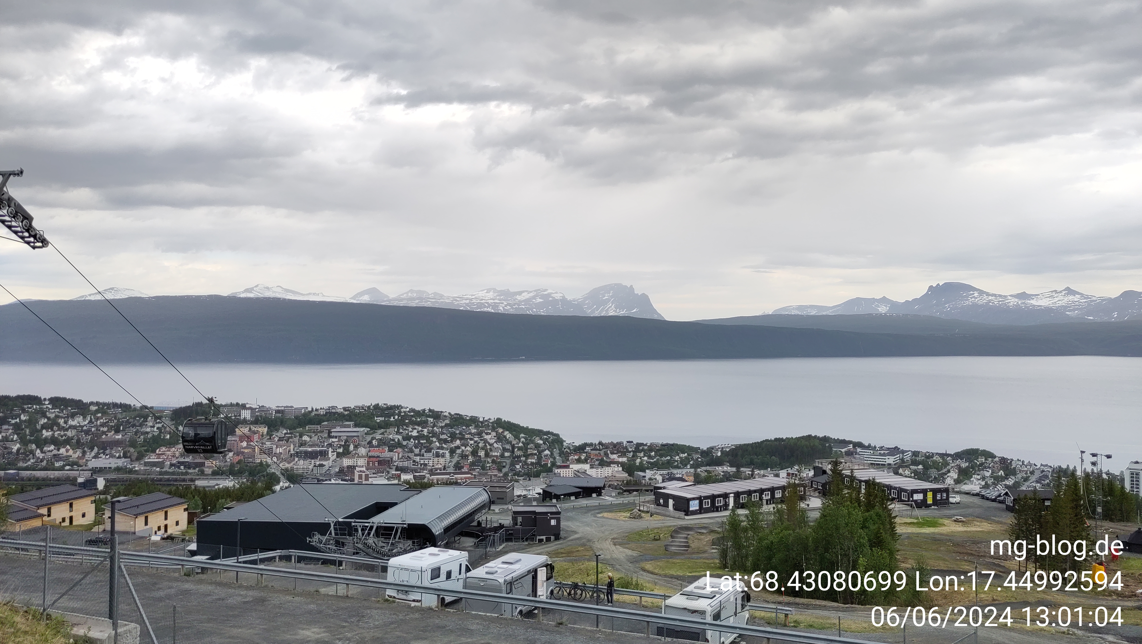 06.06.2024 13:01 Uhr, Spaziergang durch Narvik. GPSPosition: 68.430807 N, 17.449926 E, Höhe: 268.134 m über NN Nordlyssvingan 2, 8515 Narvik, Norway